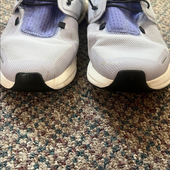 On Running Cloud Sky Big Kids Shoes size 4.5Y - Picture 6 of 11